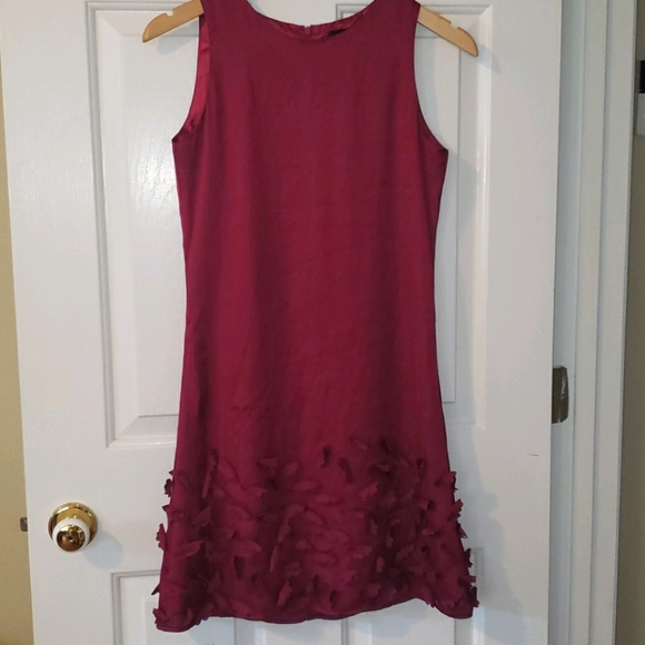 Dress - Picture 1 of 4